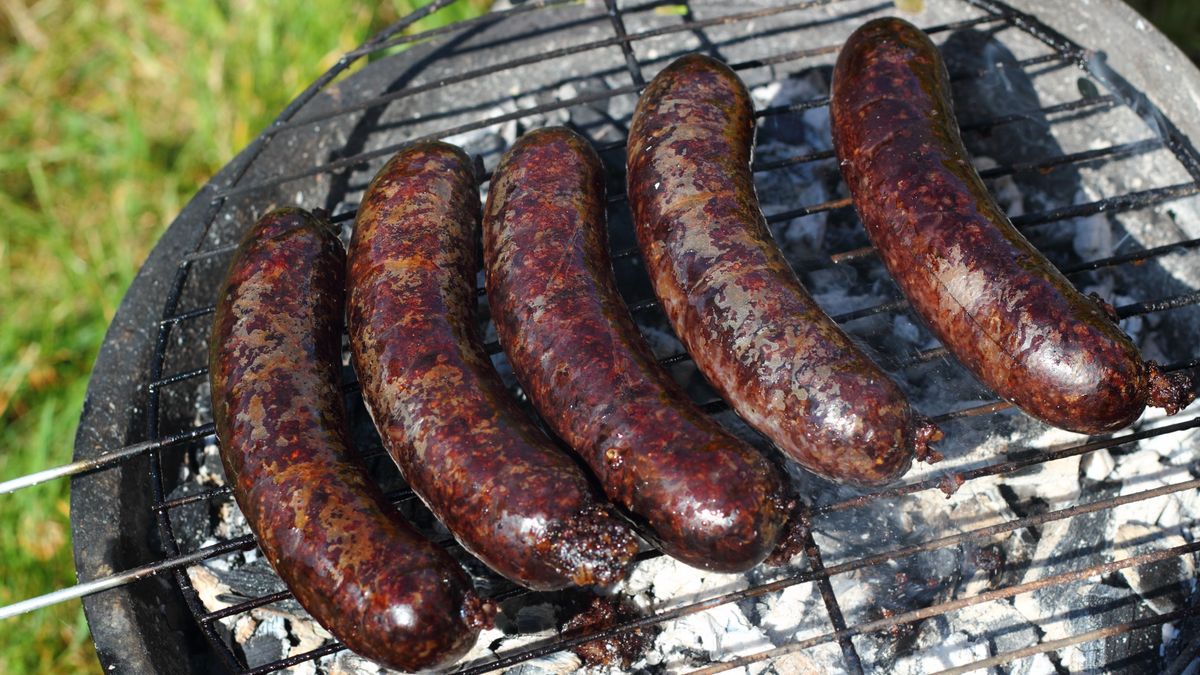 Kaszankę można grillować również bez folii aluminiowej