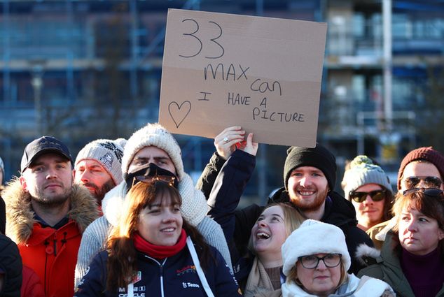 Kiepska pogoda nie przeszkodziła kibicom