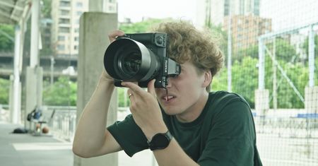 Fujifilm GFX100 II już jest. Jest mały, potężny i całkiem ładny