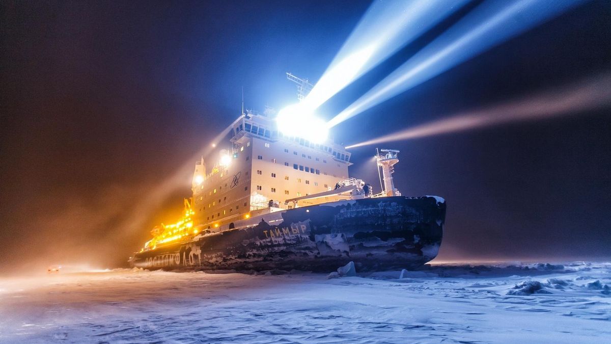 Rosyjski atomowy lodołamacz Tajmyr