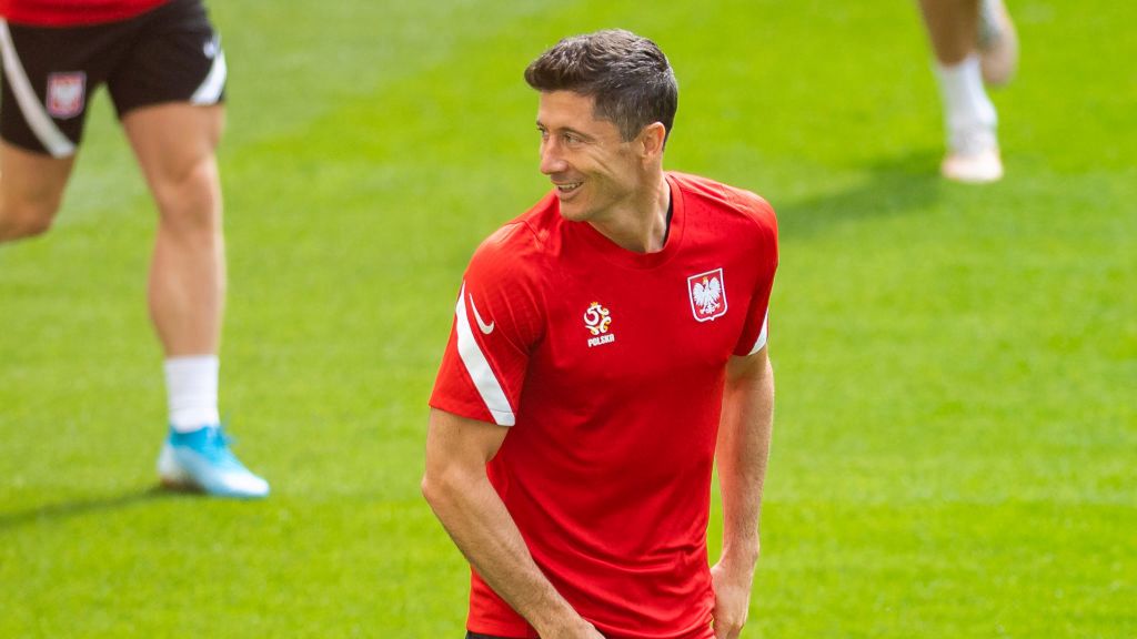 Getty Images / Mateusz Slodkowski/DeFodi Images  / Na zdjęciu: Robert Lewandowski