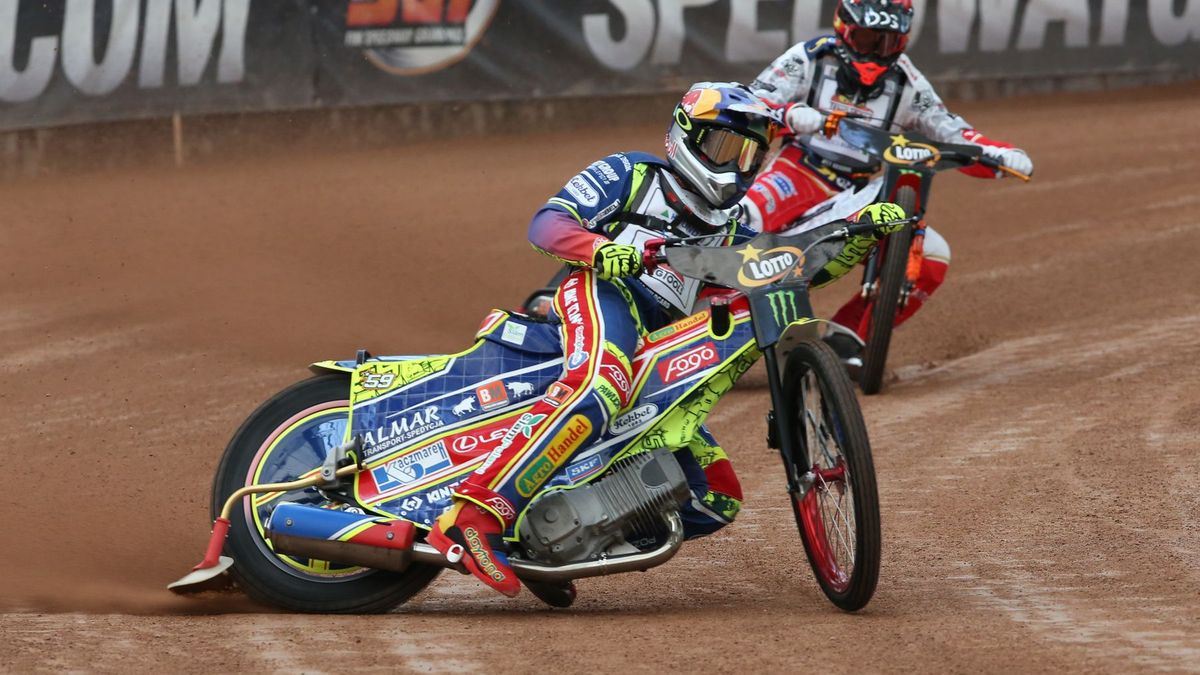 WP SportoweFakty / Łukasz Trzeszczkowski / Przemysław Pawlicki na prowadzeniu