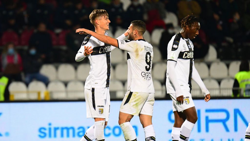 Getty Images /  Ettore Griffoni/LiveMedia/NurPhoto  / Na zdjęciu:  Adrian Benedyczak (z lewej)