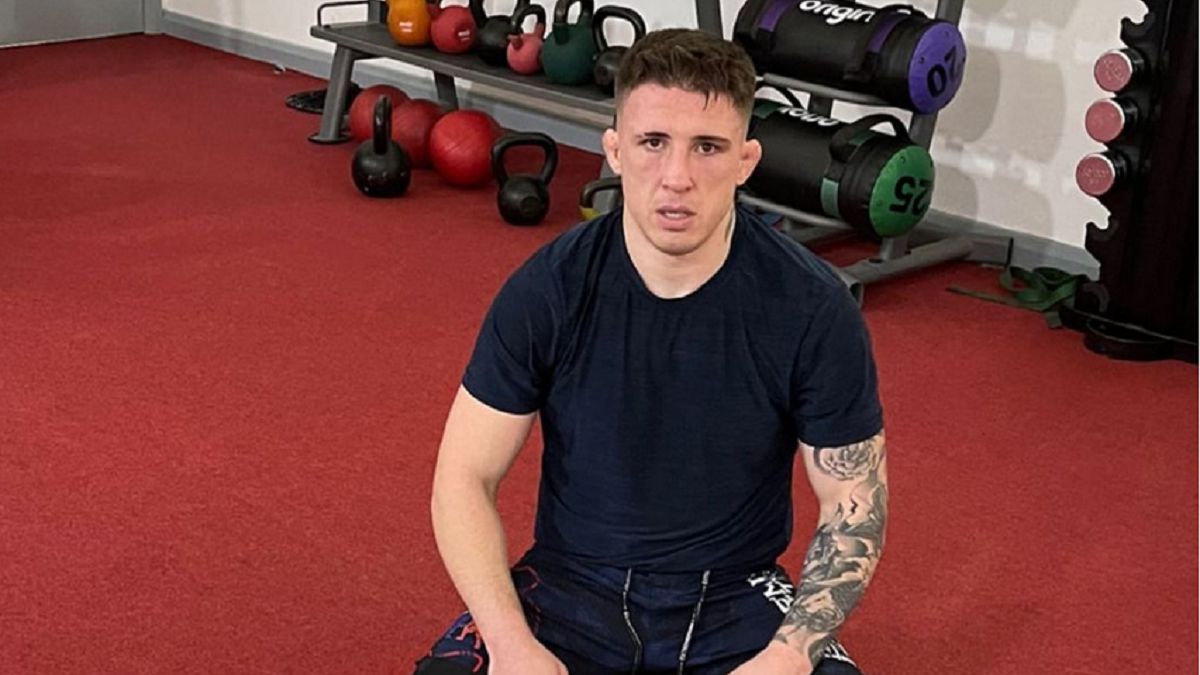 Szokująca decyzja gwiazdy FAME MMA? Fani są zaniepokojeni