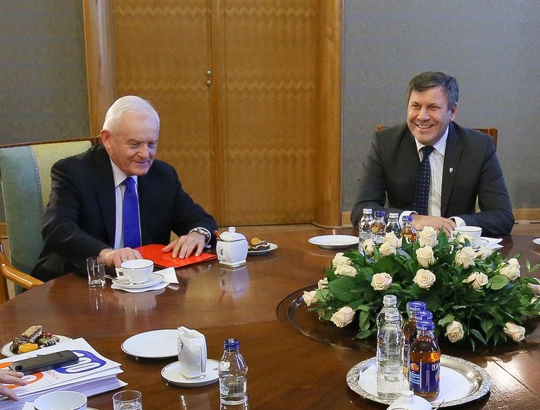 Miller i Piechociński: prezes Kaczyński żyje w swoim świecie