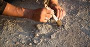 Sensacyjne odkrycie pod kostrzyńskim rynkiem. Archeolodzy natrafili na ślady dawnego ratusza
