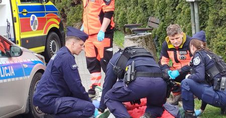 Ojciec dziecka wezwał policję. Awantura pod Żabką w Zakopanem