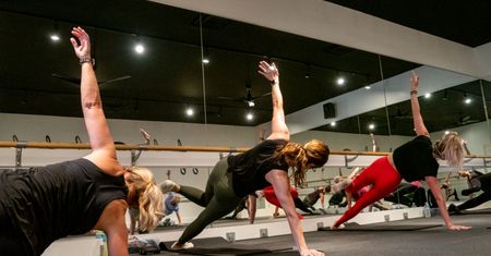 Odmrażanie gospodarki. Siłownie i kluby fitness będą otwarte. Rząd podał datę. Jakie zasady?