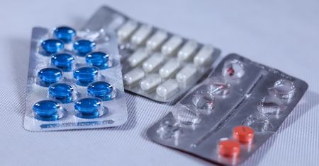 Nowy problem z grypą. Wiceminister przyznaje