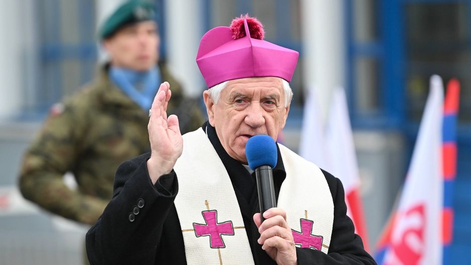 Rezygnacja abpa Dzięgi. Nuncjatura Apostolska rozwiewa wątpliwości
