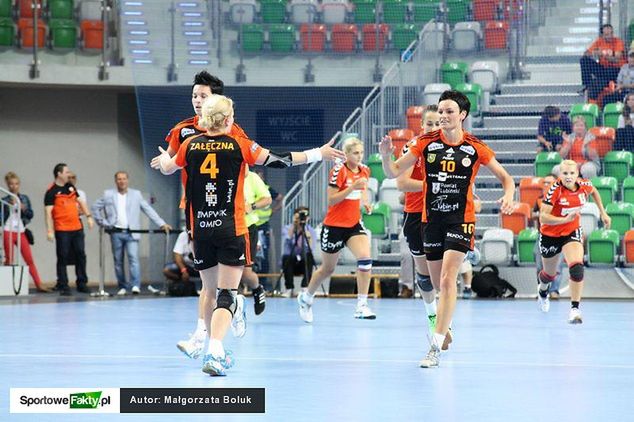 Joanna Obrusiewicz w pierwszym meczu rzuciła aż dwanaście bramek