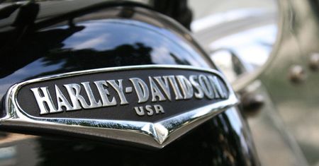Motocykle Harleya, dżinsy Levi's, Jack Daniel's. Te produkty już za chwilę dramatycznie podrożeją
