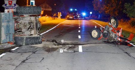Kolonia Emska: Ciągnik rozpadł się na dwie części po zderzeniu z samochodem