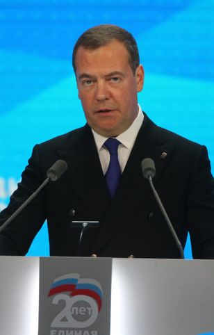 Odleciał już kompletnie. Szokująca groźba Miedwiediewa