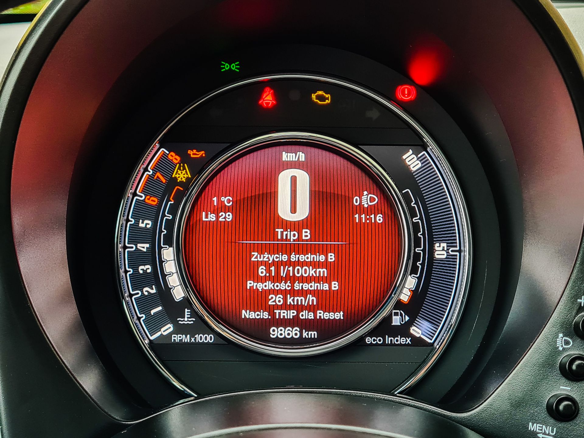 Fiat 500 Hybrid: Miękka hybryda, wirtualne zegary i działanie Android Auto 5