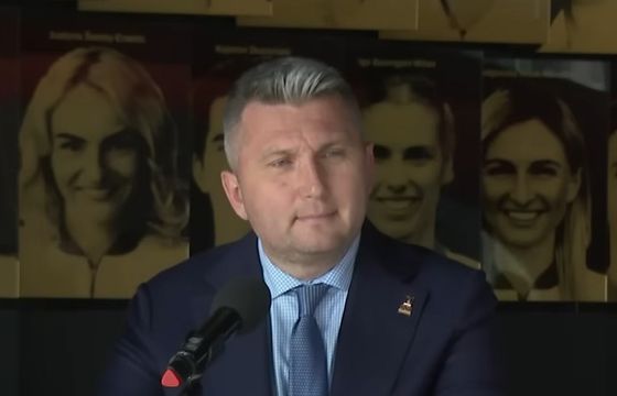 Prezes PKOl daje Zondacrypto kilka dni. "Zerwę umowę, smsy do Krala nie dochodzą"