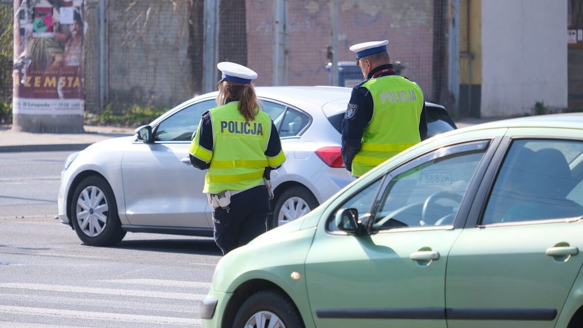 Policjanci Wydziału Ruchu Drogowego