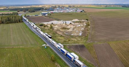 Kierowcy będą zadowoleni. Nowe odcinki A2 i S17
