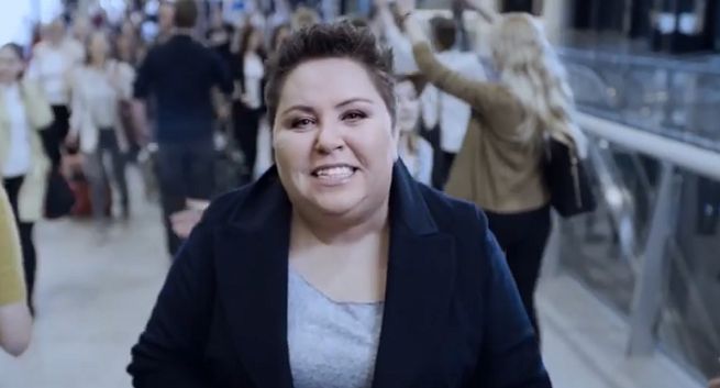 Dorota Wellman i setki wracających klientów w kampanii T-Mobile (wideo)