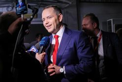 Zostawił flagę w Końskich. Nawrocki się tłumaczy