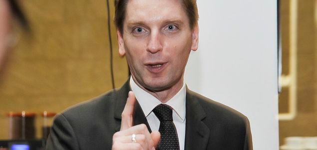 Tomasz Lis szydzi na Twitterze z Beaty Szydło i Andrzeja Dudy