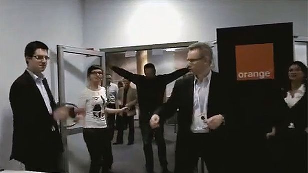 W skrócie: Znamy cenę 8-calowego Note'a, Nexus 4 za miesiąc w przedsprzedaży, nieudany LipDUB Orange 1