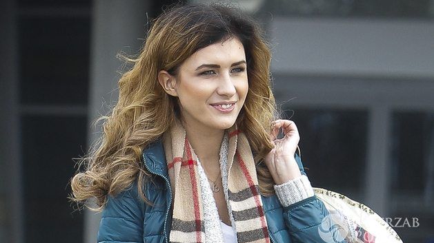 Ewa Mielnicka w Pytaniu na śniadanie w dwóch stylizacjach