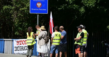 Sondaż: Polacy przeciwni Ruchowi Ochrony Granic przy Straży Granicznej