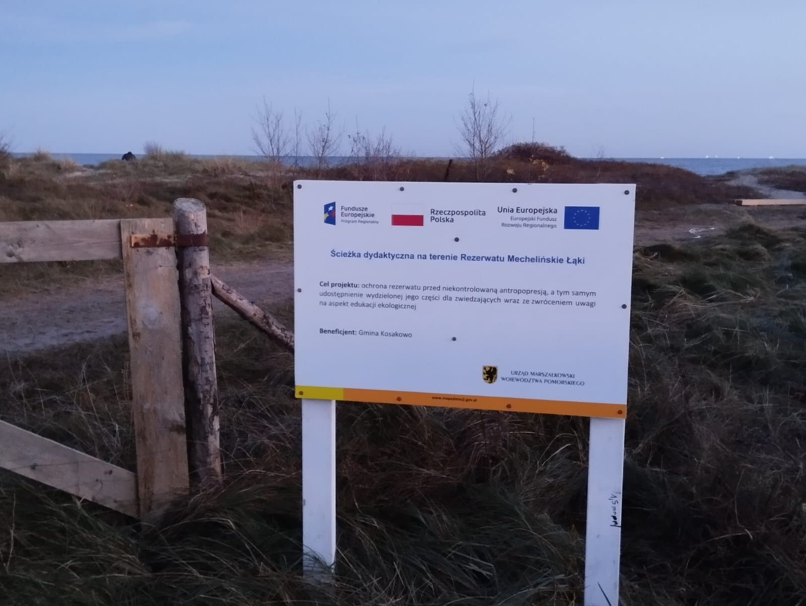 Nowa ścieżka ma uratować rezerwat Mechelińskie Łąki przez zadeptaniem przez turystów