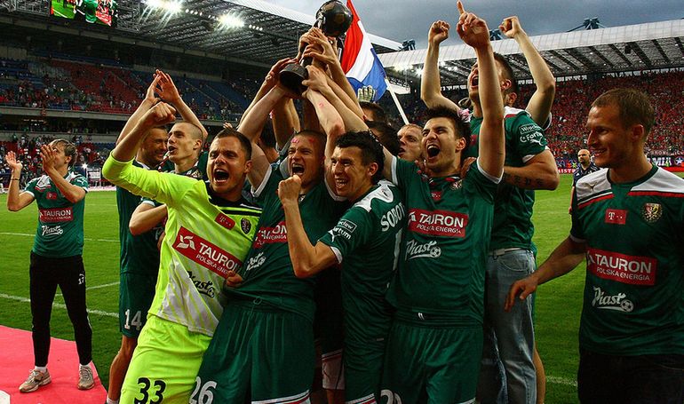 Nie tak dawno temu po meczu z Wisłą w Krakowie piłkarze Śląska Wrocław świętowali mistrzostwo Polski