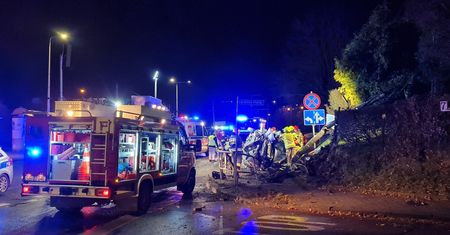 Śląskie. Wypadek w Bielsku-Białej. Trzy osoby ciężko ranne