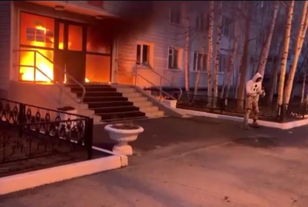 Rosja. Podpalenie jednego z budynków administracji wojskowej