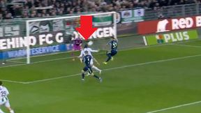 Polski napastnik pogrążył Ajax. Co za poświęcenie! [WIDEO]