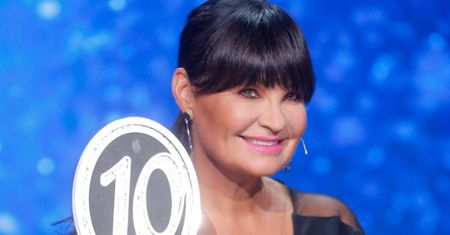 Iwona Pavlović pokazała weselne zdjęcie z mężem. Fani komplementują: "JAK WINO!" (FOTO)