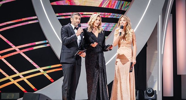 Polsat nowym liderem, duży spadek TVP1. Kabareton Polsatu przed "Faktami"