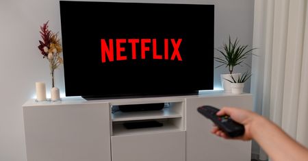 Koniec współdzielenia konta na Netflix. Co wydarzy się od 2023 roku?