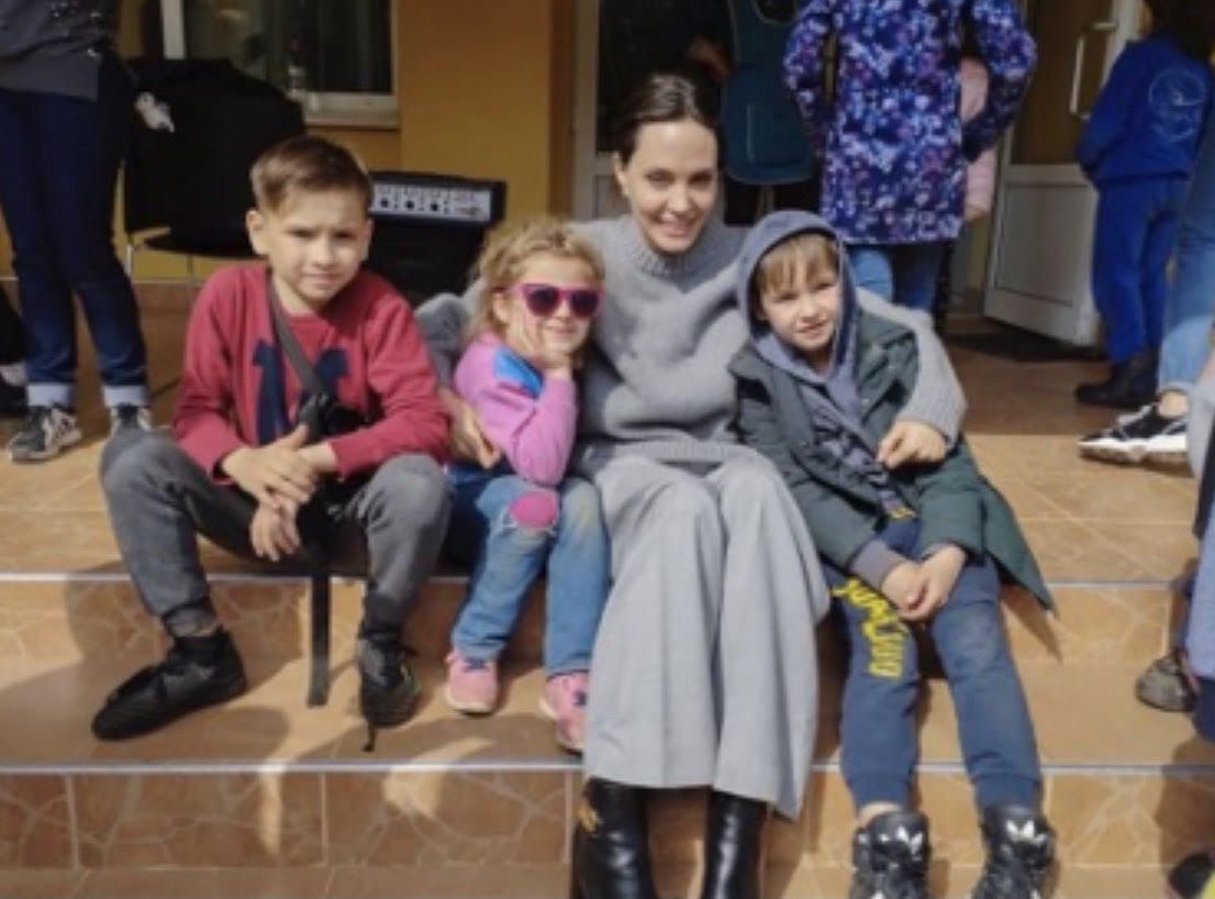 Angelina Jolie wybrała się do Ukrainy by wesprzeć ofiary wojny