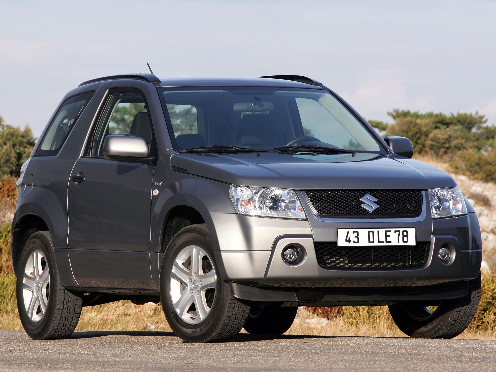 Suzuki Grand Vitara jest najnowocześniejsze i potencjalnie najdroższe w naprawach, ale za 25 tys. zł można kupić dość młody rocznik, więc również niewyeksploatowany egzemplarz.