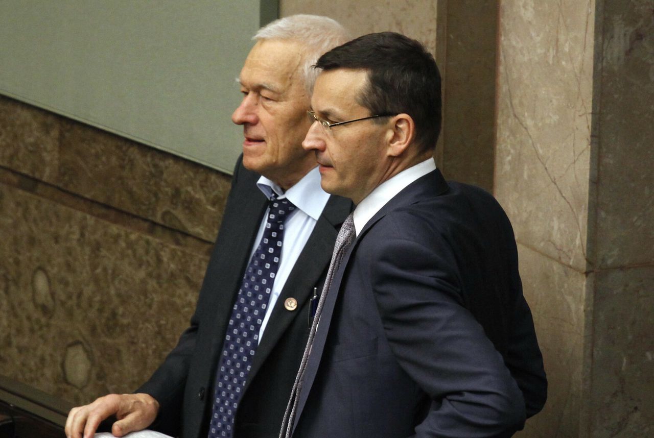Nie ma go na żadnych zdjęciach. Nieślubny syn Kornela Morawieckiego wyznał prawdę o ojcu