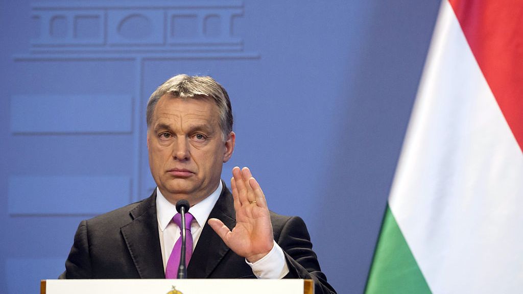 Główny doradca premiera Viktora Orbana przekonuje, że UE powinna przestać nakładać sankcje na Rosję