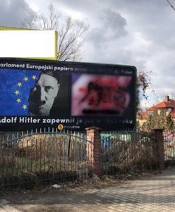 Legnica. Billboard kontrowersyjnej fundacji zniknął. Był na nim Adolf Hitler