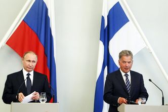A tymczasem w Finlandii… Putin robi miny i rzuca spojrzeniami na konferencji z prezydentem (ZDJĘCIA)
