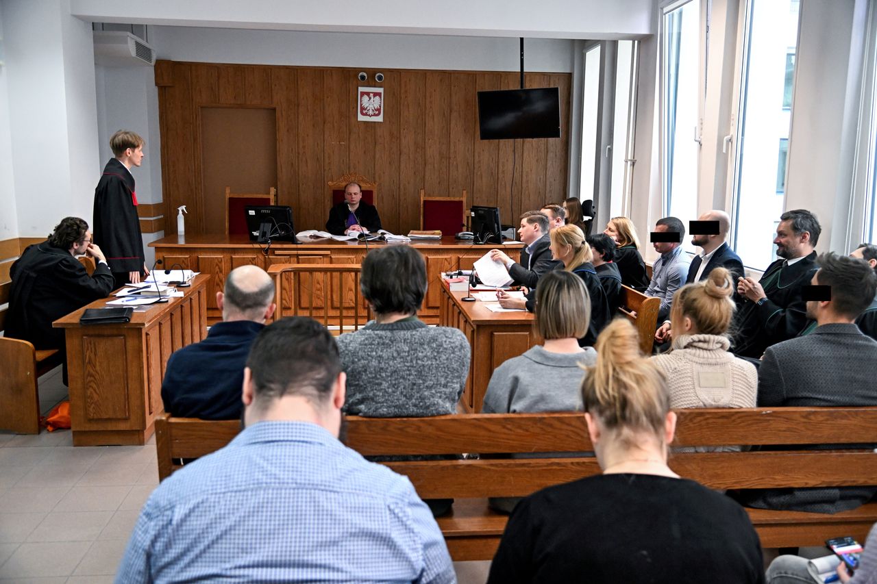 Sprawa celebrytów. Znane nazwiska przed sądem. Grożą im ogromne kary