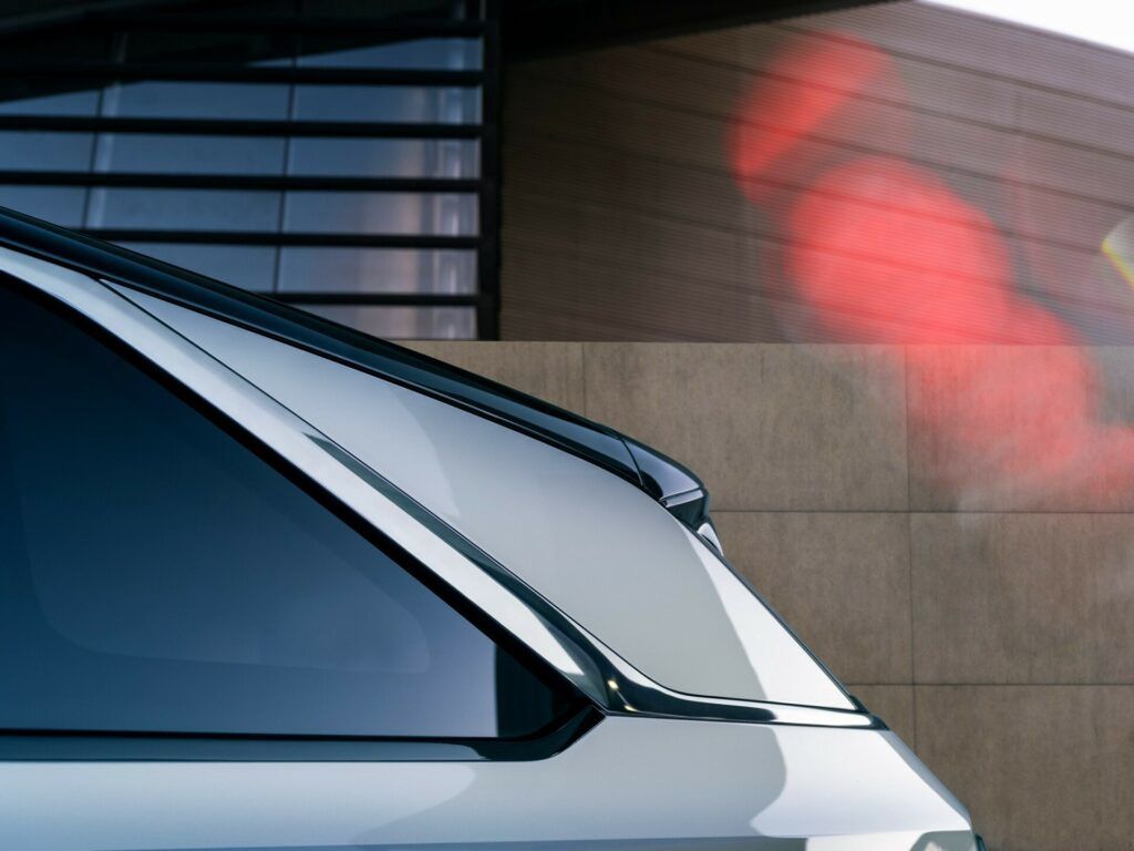 Cadillac Escalade IQ