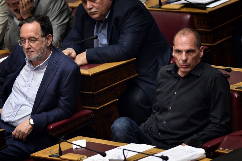 Pomoc dla Grecji. Byli ministrowie chcieli włamać się na konta obywateli?