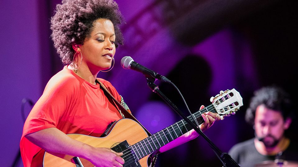 Jak fotografować na koncertach, aby nie fałszować? [poradnik] 1