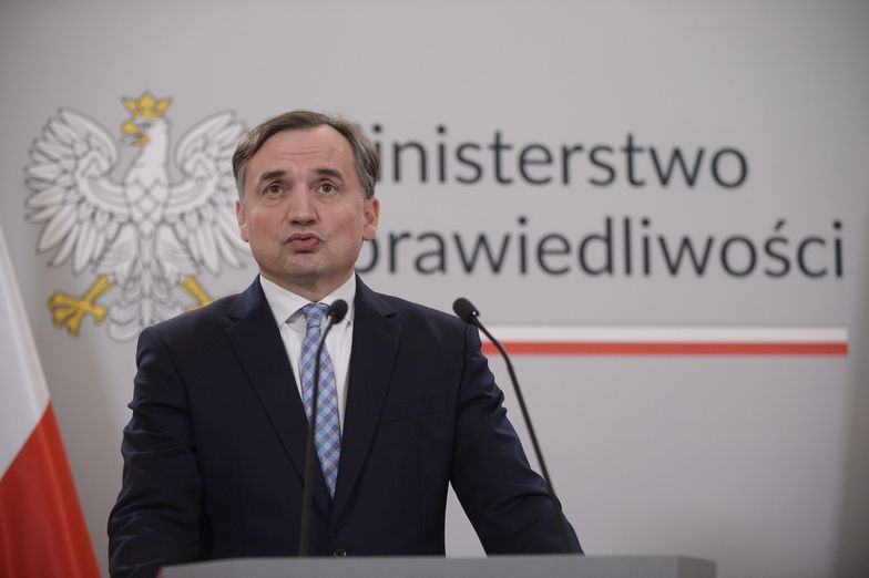 Komu płaciło ministerstwo Zbigniewa Ziobry? Wydatki resortu pod lupą