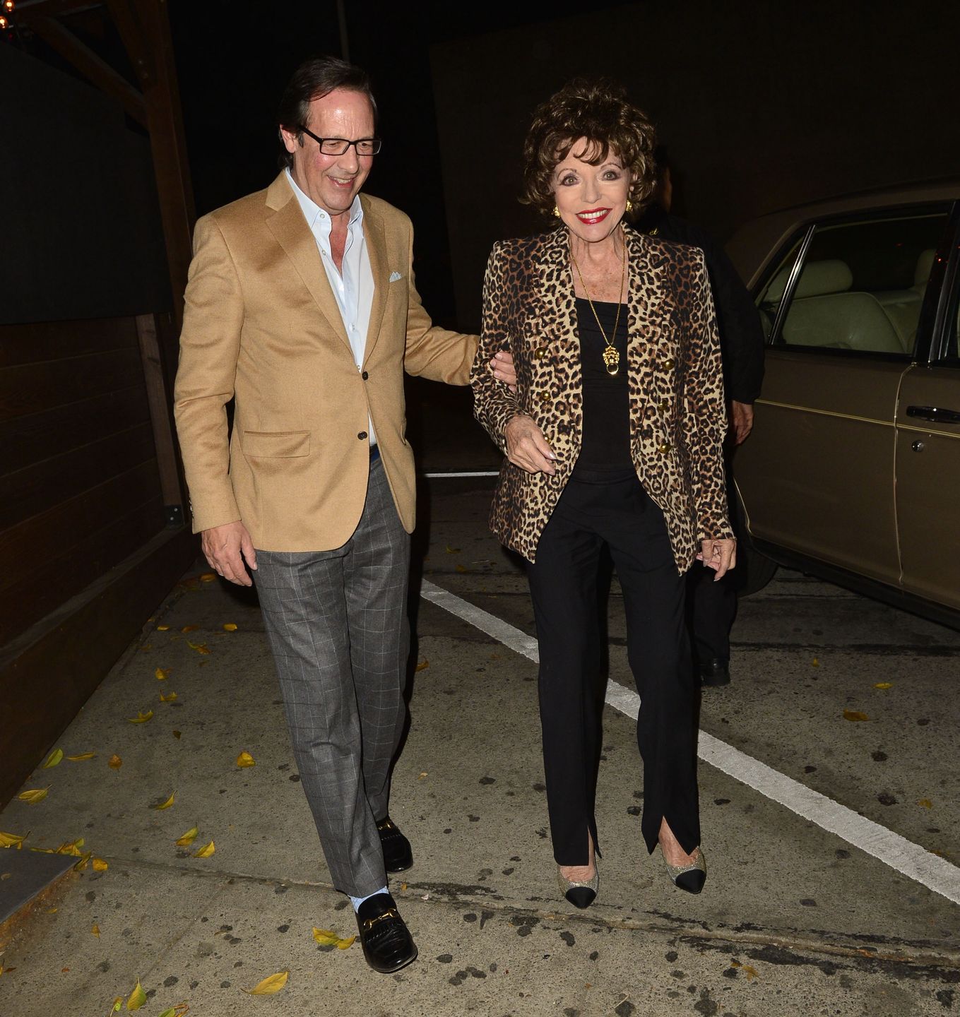 Joan Collins na randce z mężem