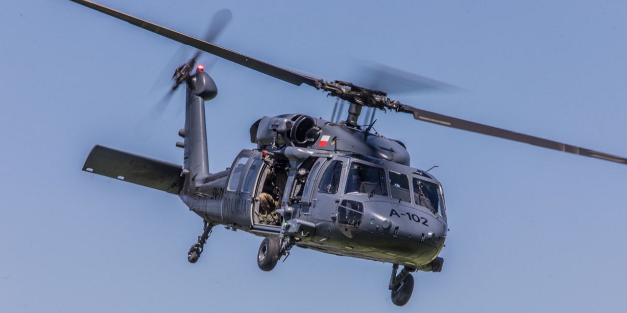 Policyjny S-70i Black Hawk