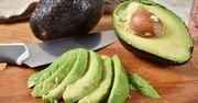 Ludzie na całym świecie masowo przestają jeść awokado. Oto powód